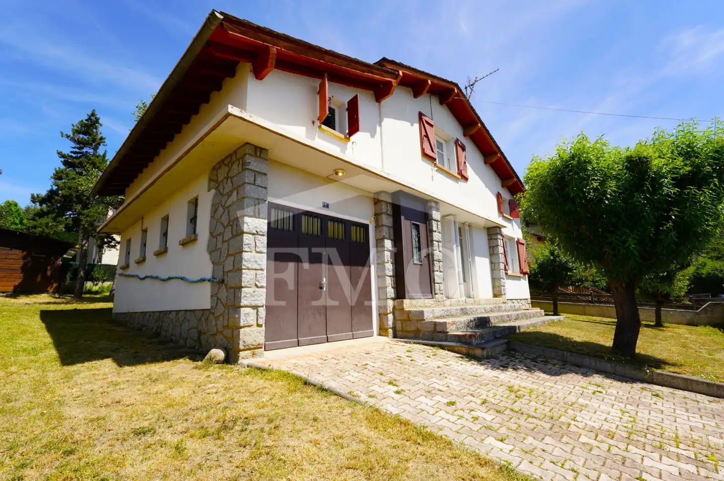 Casa con jardín en venta en Carrer Dels Vignals 8