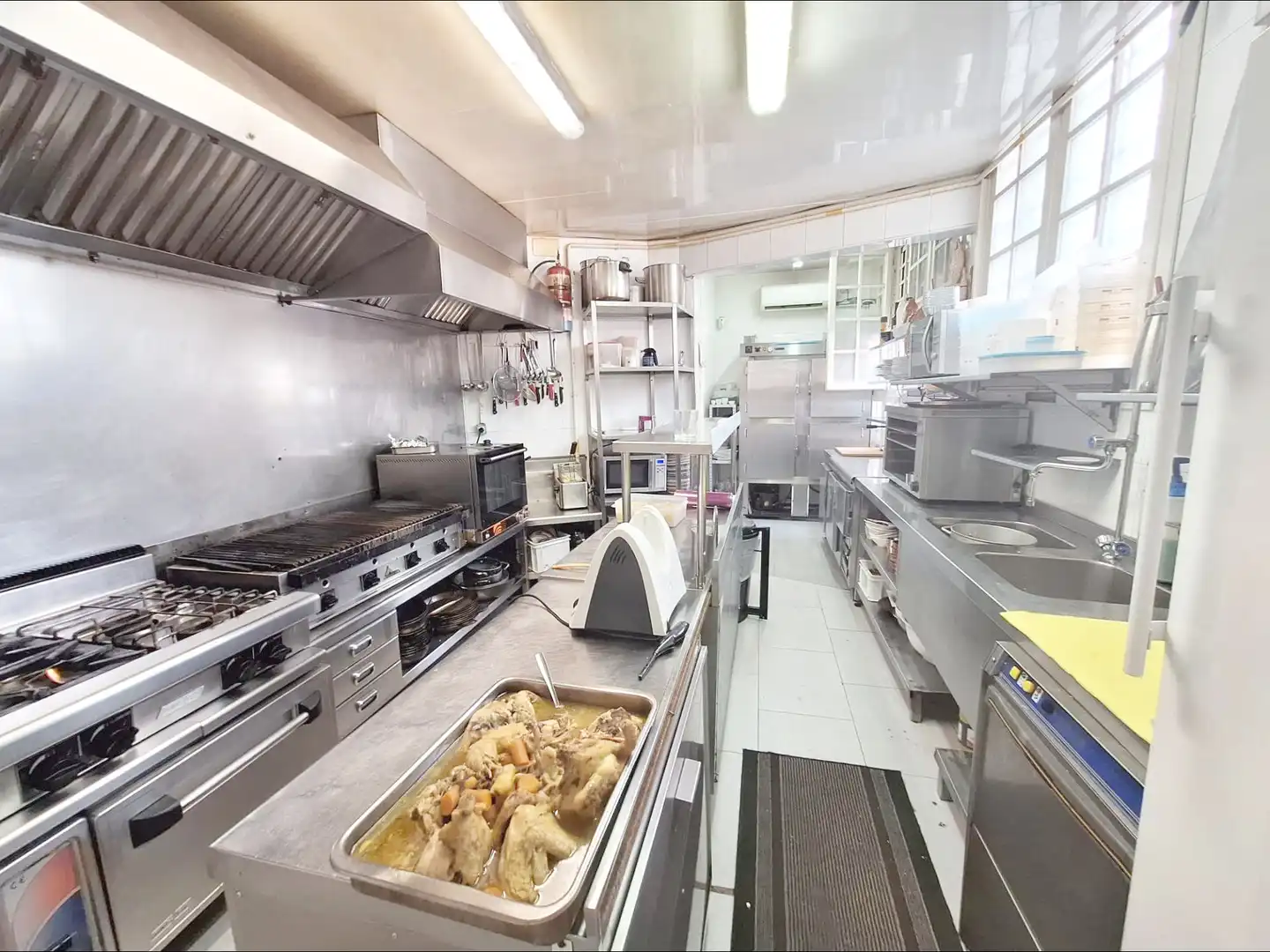Business premises for sale in Centre - Eixample – Can Llobet, imagen 3