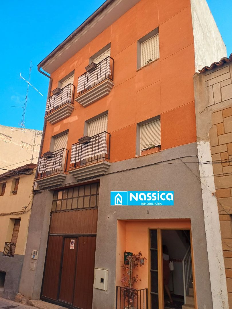 Exterior view of House or chalet for sale in Calahorra  with Heating, Terrace and Furnished