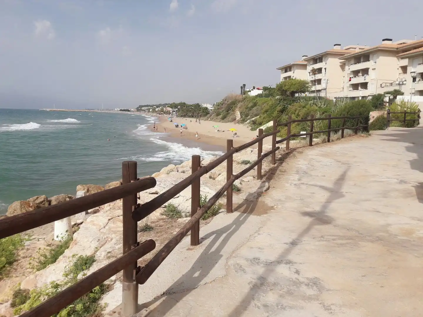 Vista exterior de Casa adosada en venta en El Vendrell con Calefacción y Trastero