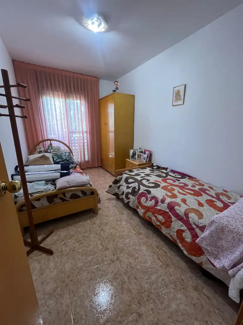 Dormitori de Casa o xalet en venda en Mollet del Vallès amb Aire condicionat, Calefacció i Moblat