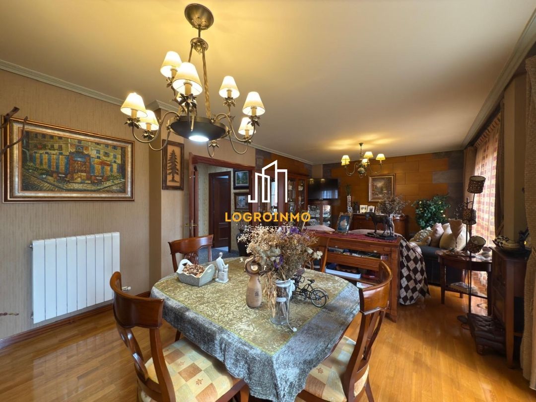 Comedor de Casa o chalet en venta en Lardero con Aire acondicionado, Calefacción y Terraza