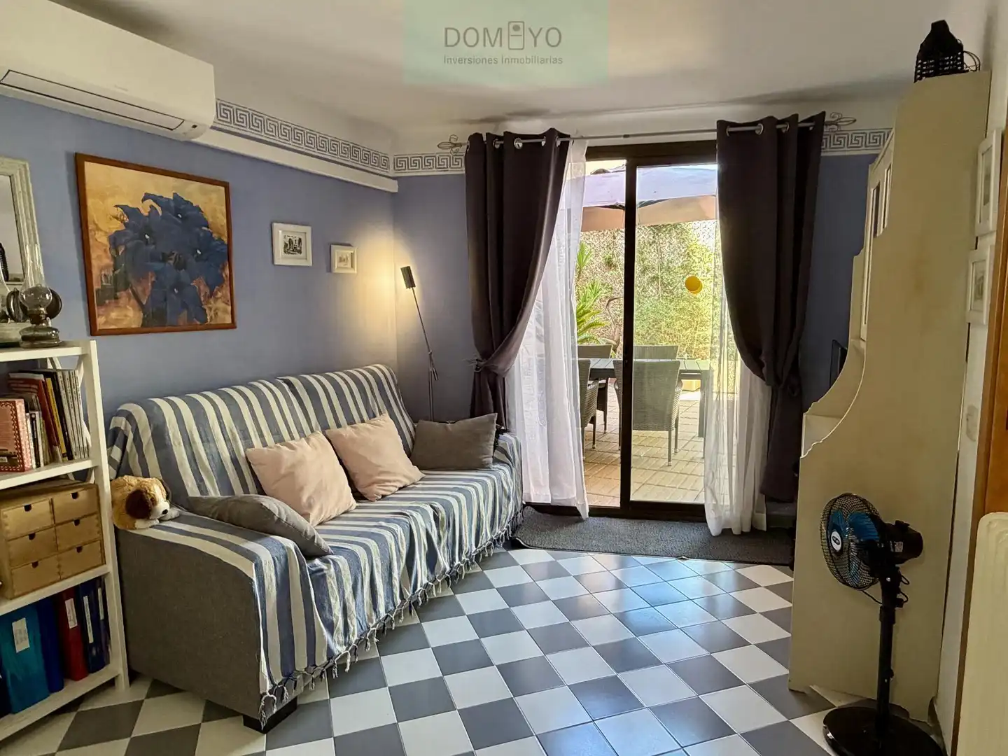Sala d'estar de Apartament en venda en Sant Feliu de Guíxols amb Aire condicionat, Calefacció i Terrassa