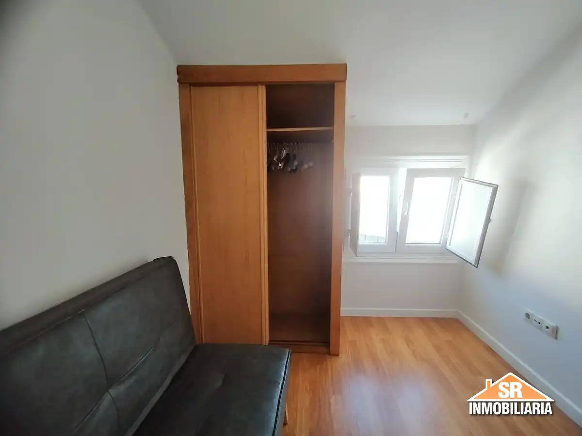 Bedroom of Flat for rent in A Coruña Capital   with Furnished, Oven and Washing machine