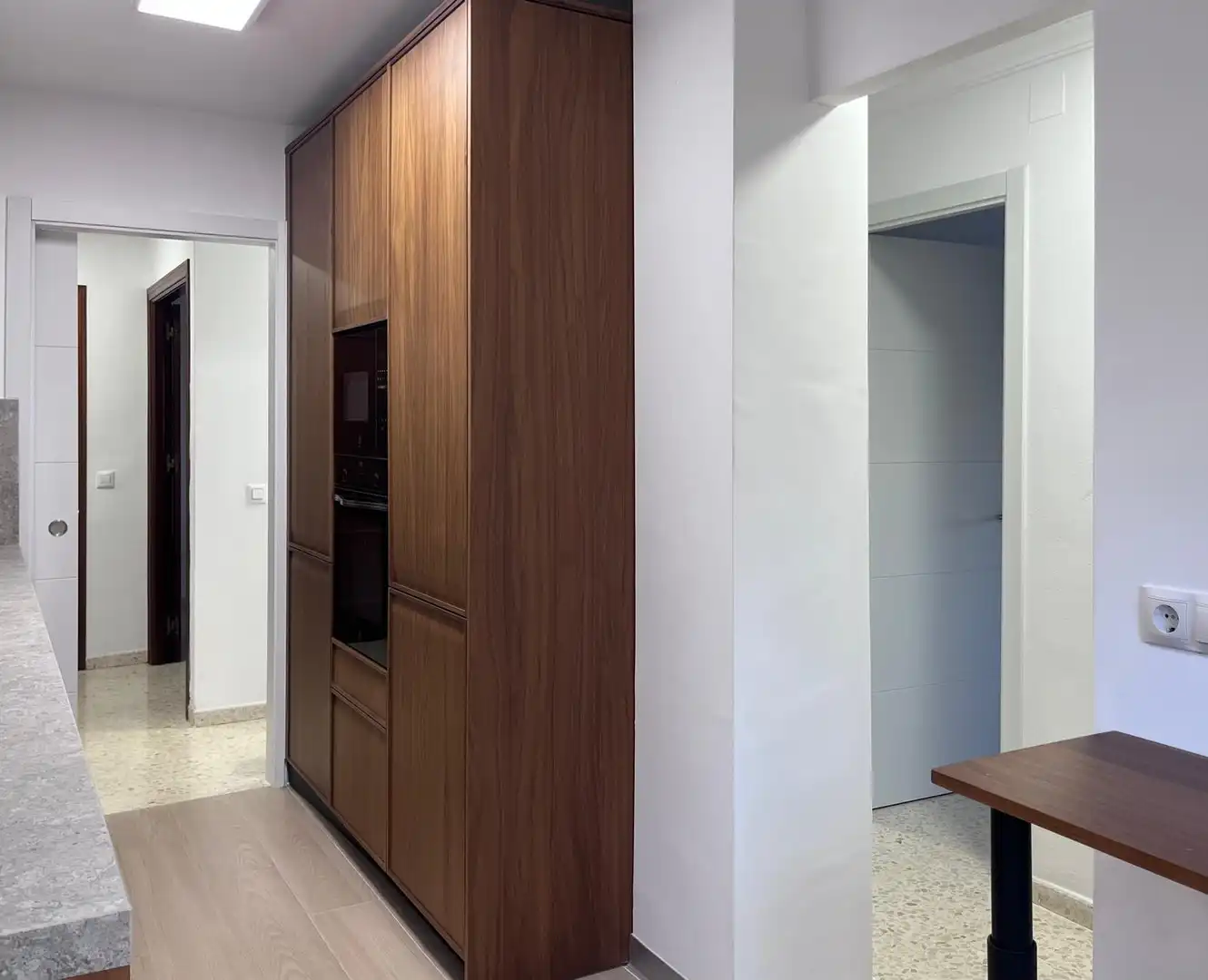 Cocina de Apartamento de alquiler en Málaga con Jardín privado, Terraza y Amueblado