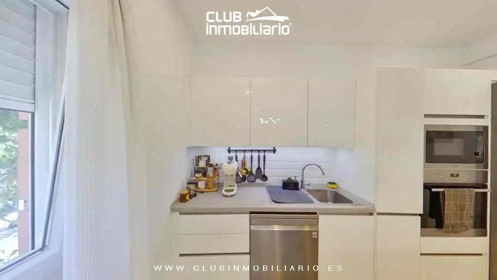 Cuina de Pis en venda en Santa Cruz de Tenerife amb Moblat