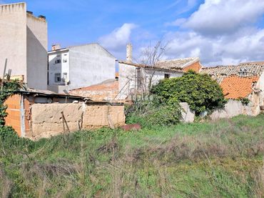 Residential land for sale in Cedillo del Condado