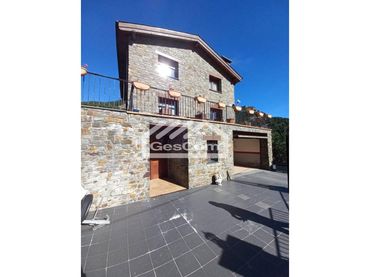 House with garden for sale in Callejon general de Pal