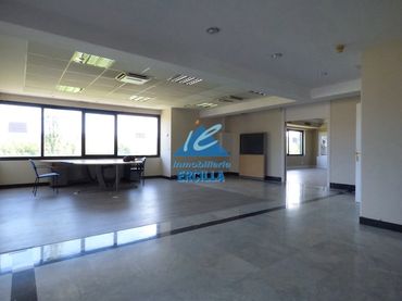 Oficina de lloguer a Loiu