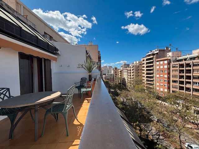 Exterior view of Attic to rent in Castellón de la Plana / Castelló de la Plana  with Air Conditioner, Heating and Parquet flooring