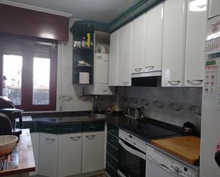 Kitchen of Flat to rent in Sestao 