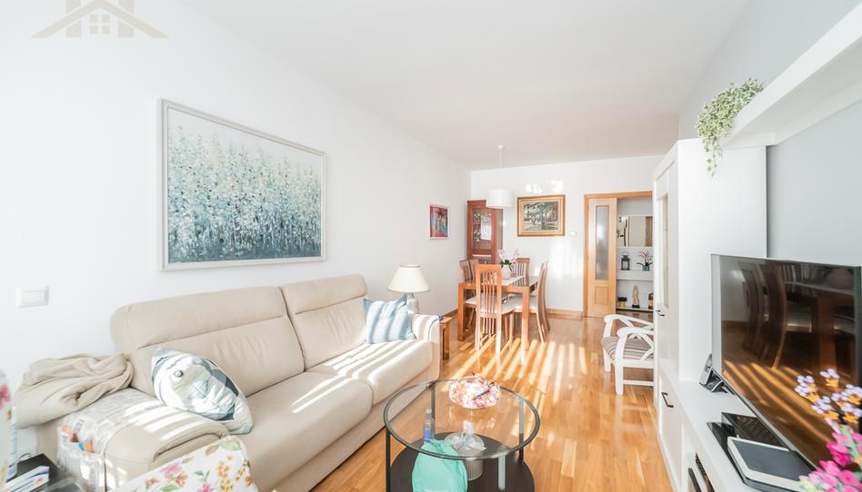 Photo 1 of Flat for sale in Calle del Apóstol Santiago, 9, Guardia Civil - Zona industrial, Madrid