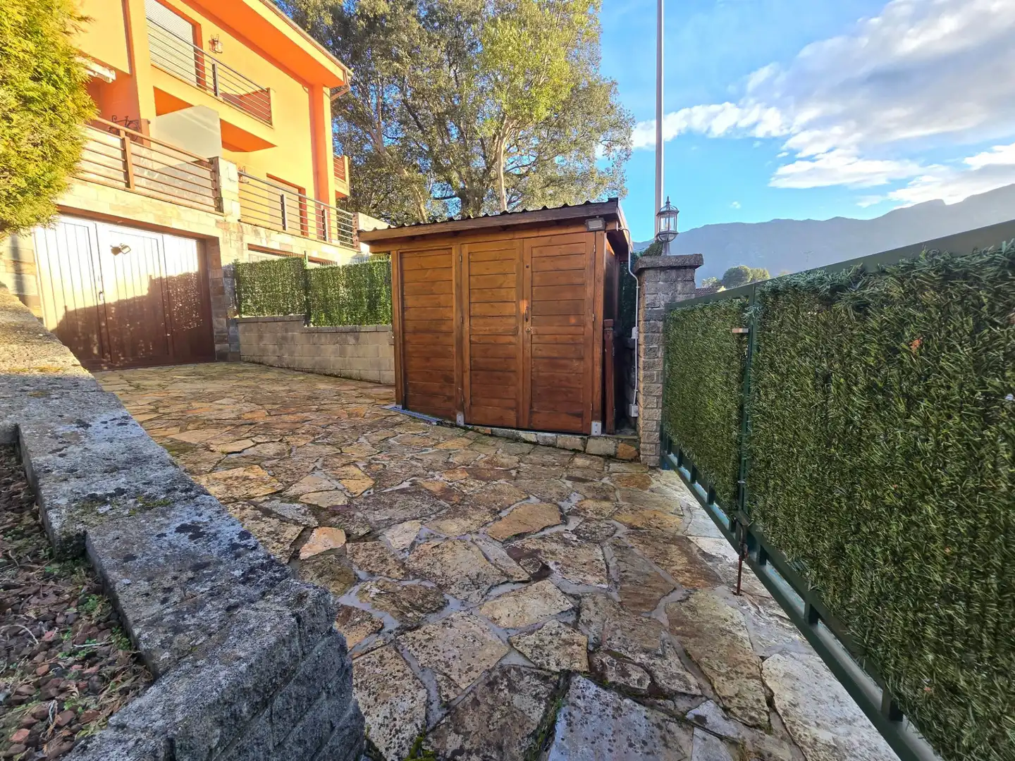 Vista exterior de Casa o chalet en venta en Llanes con Calefacción y Terraza