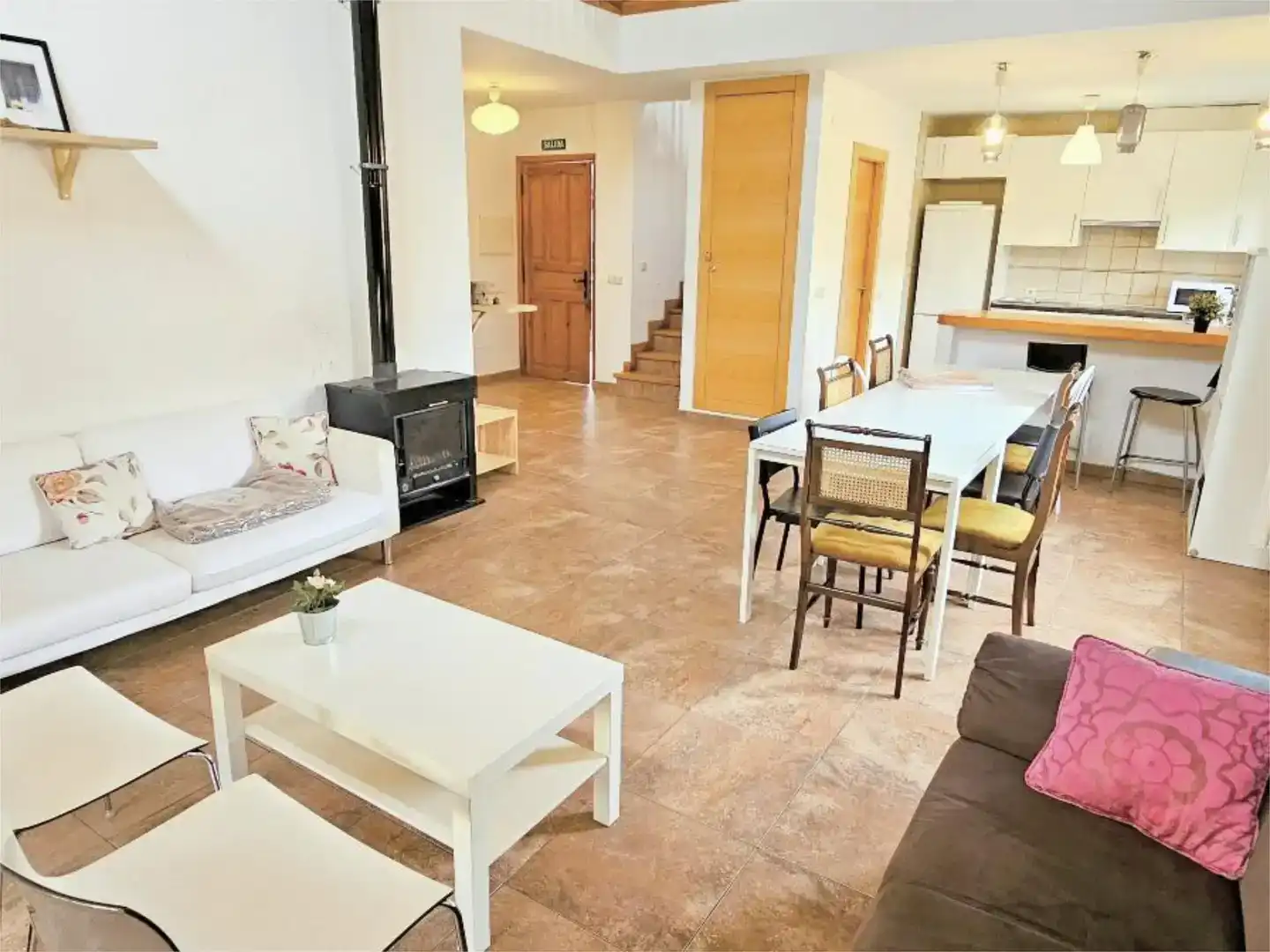 Sala d'estar de Pis en venda en Campo de San Pedro amb Jardí privat