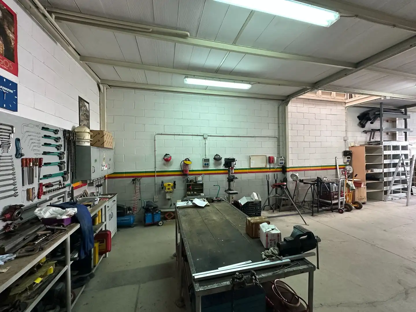 Nau industrial en venda en Burgos amb Calefacció