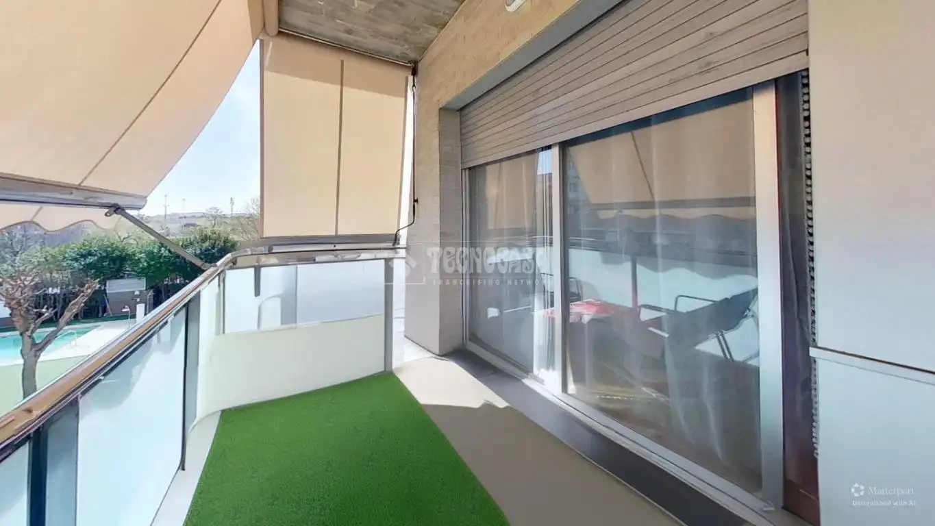 Terrassa de Pis en venda en Sabadell amb Aire condicionat, Parquet i Moblat