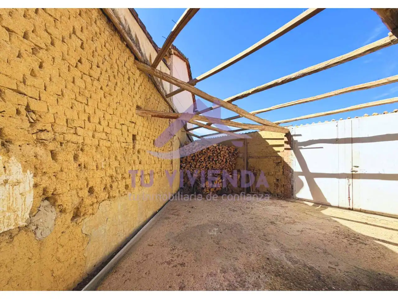 Houses for sale in Poza de la Vega