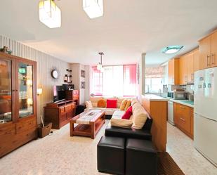 Living room of Flat for sale in Vélez-Málaga  with Furnished, Washing machine and Microwave