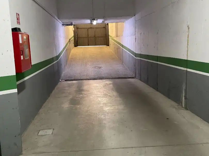 Parkplatz von Garage zur Miete in Valdepiélagos