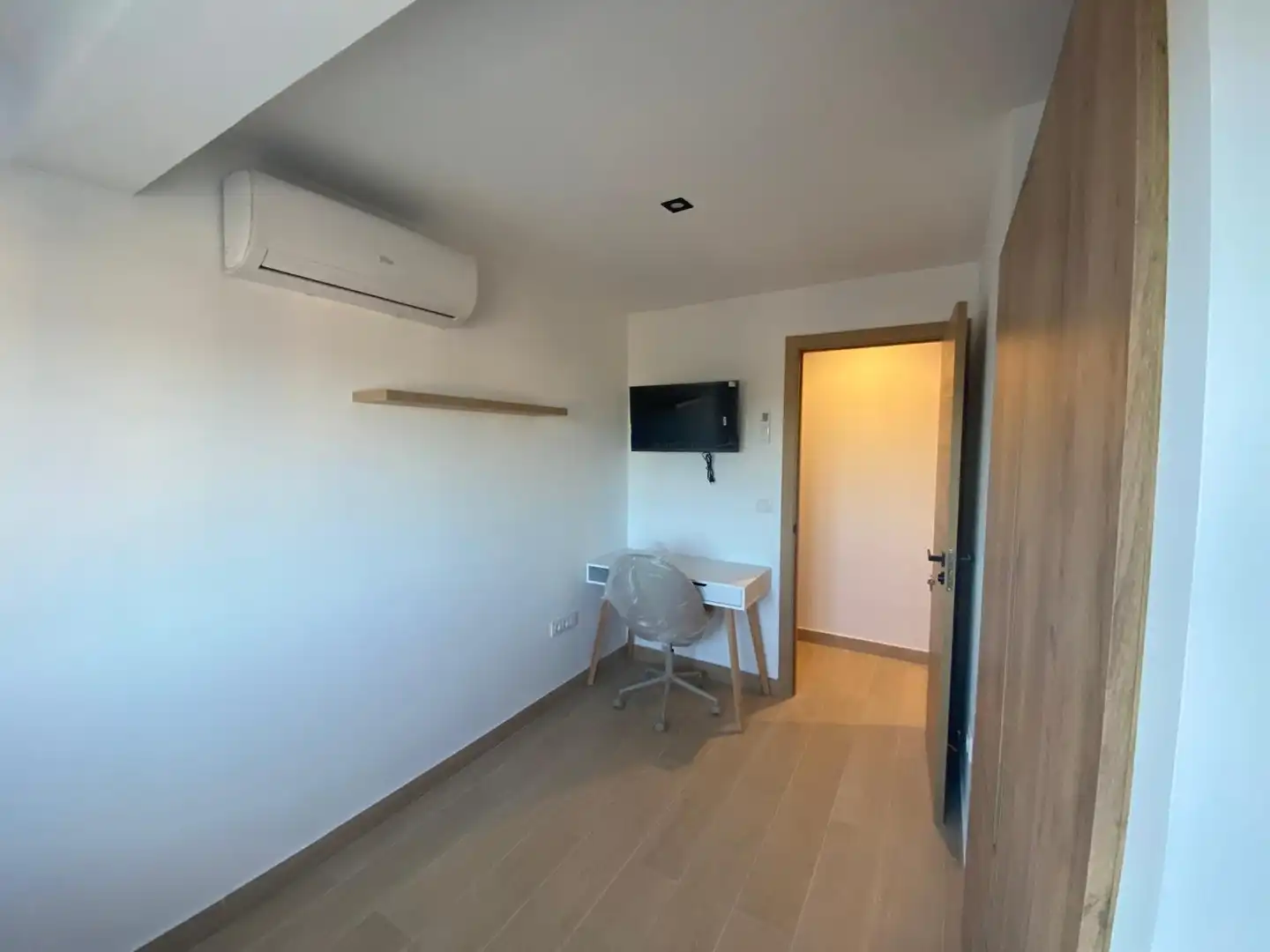 Flat for share in Badajoz  with Air Conditioner and Furnished