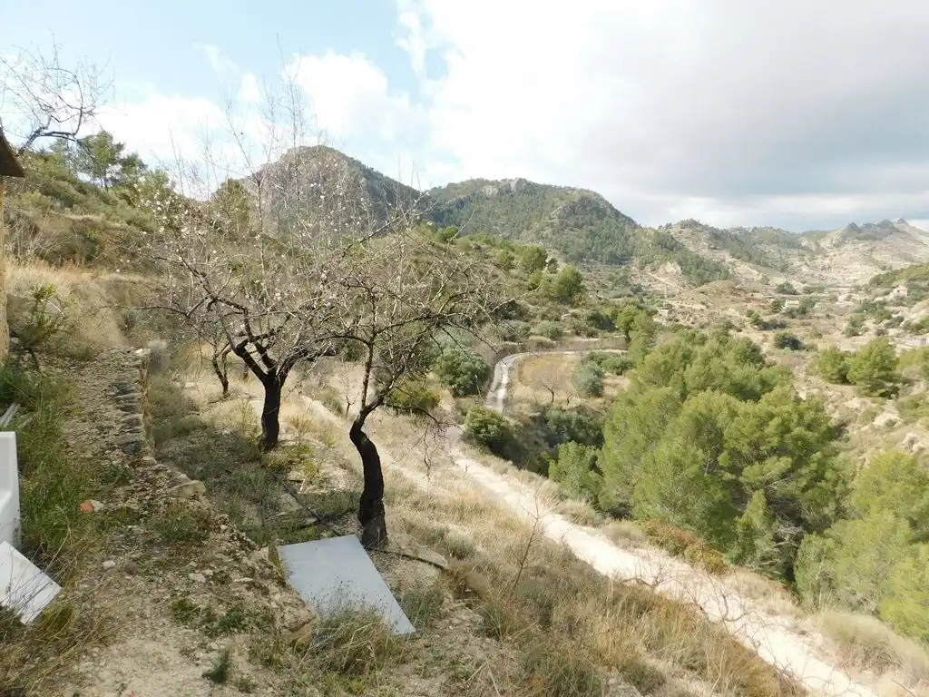 Country homes for sale in Sella