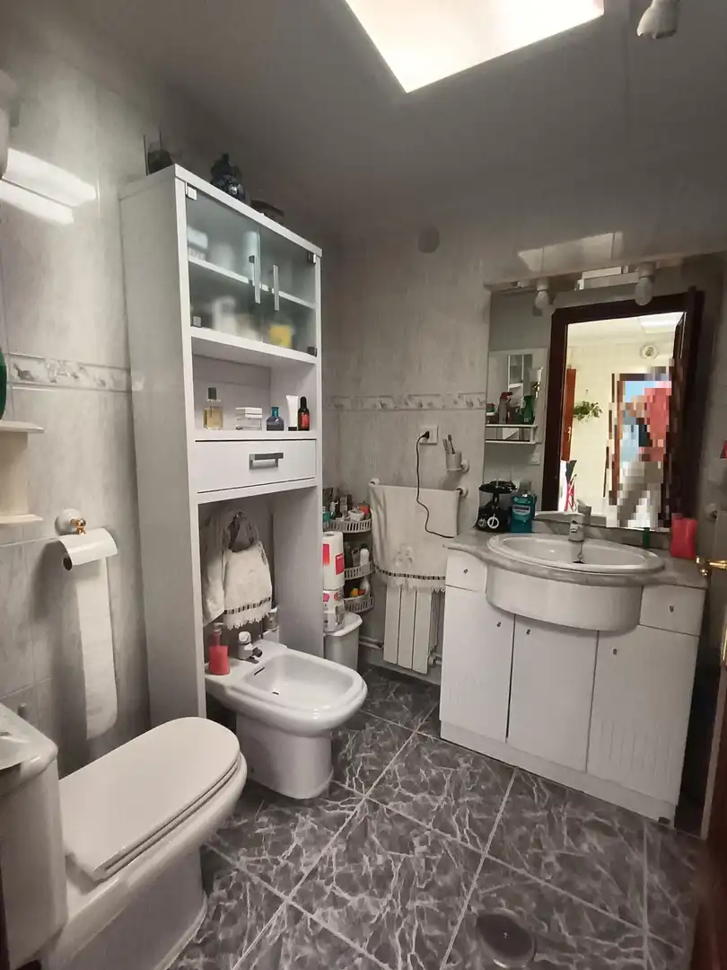 Bany de Casa o xalet en venda en Puertollano amb Aire condicionat, Calefacció i Moblat
