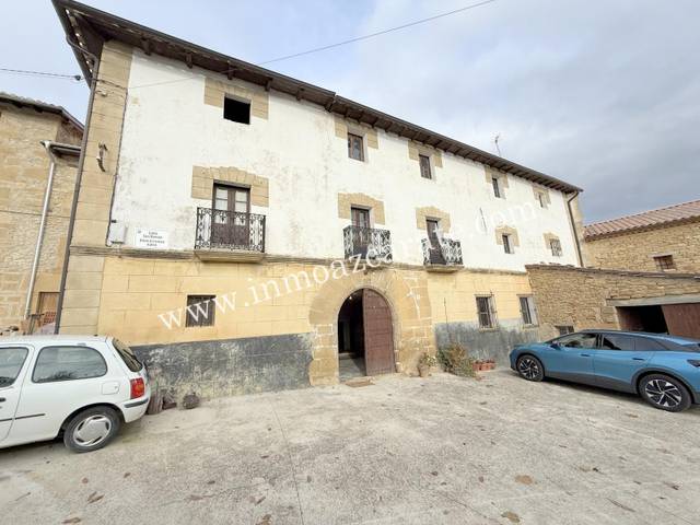 Casa-chalet en Venta en Guesálaz / Gesalatz