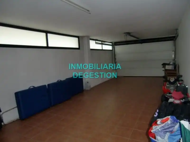 Casa o chalet en venta en Linares con Aire acondicionado, Calefacción y Jardín privado