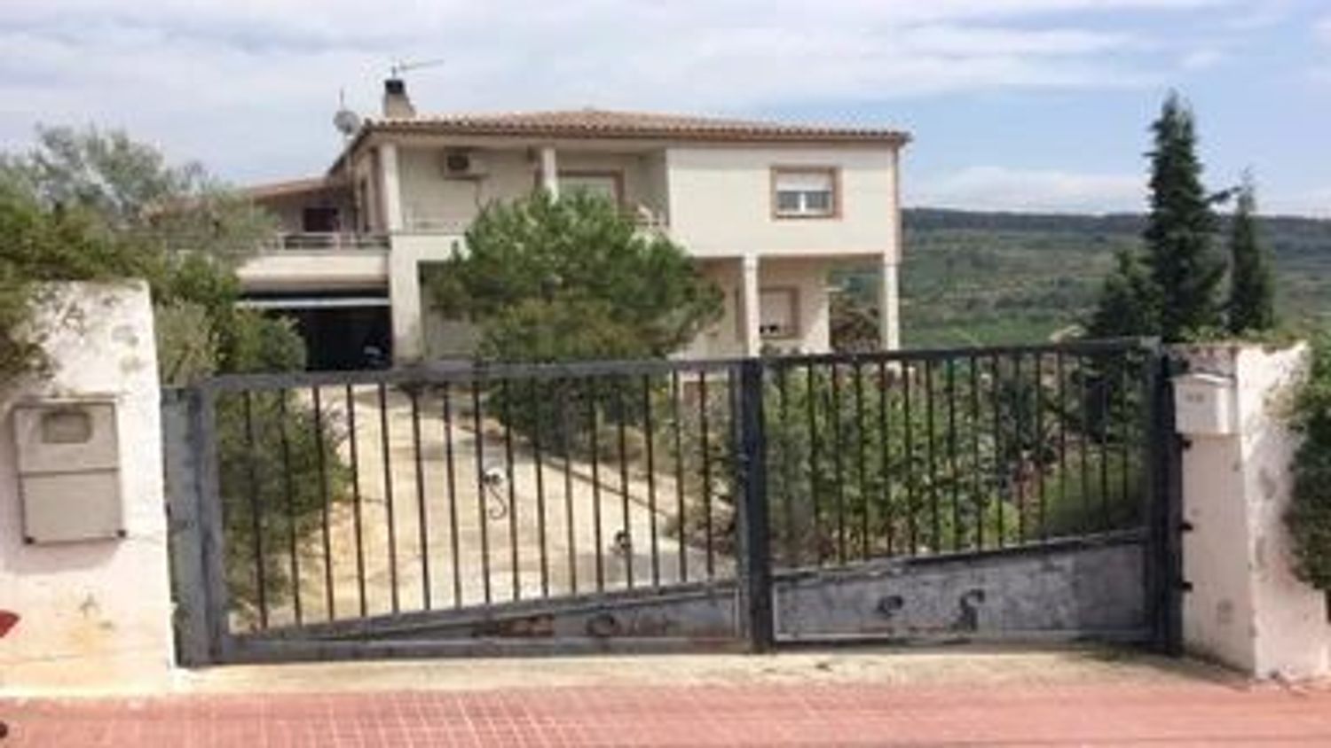 Exterior view of Single-family semi-detached for sale in Subirats