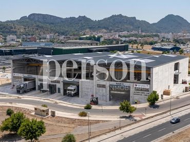 Industrial building to rent in Xàtiva