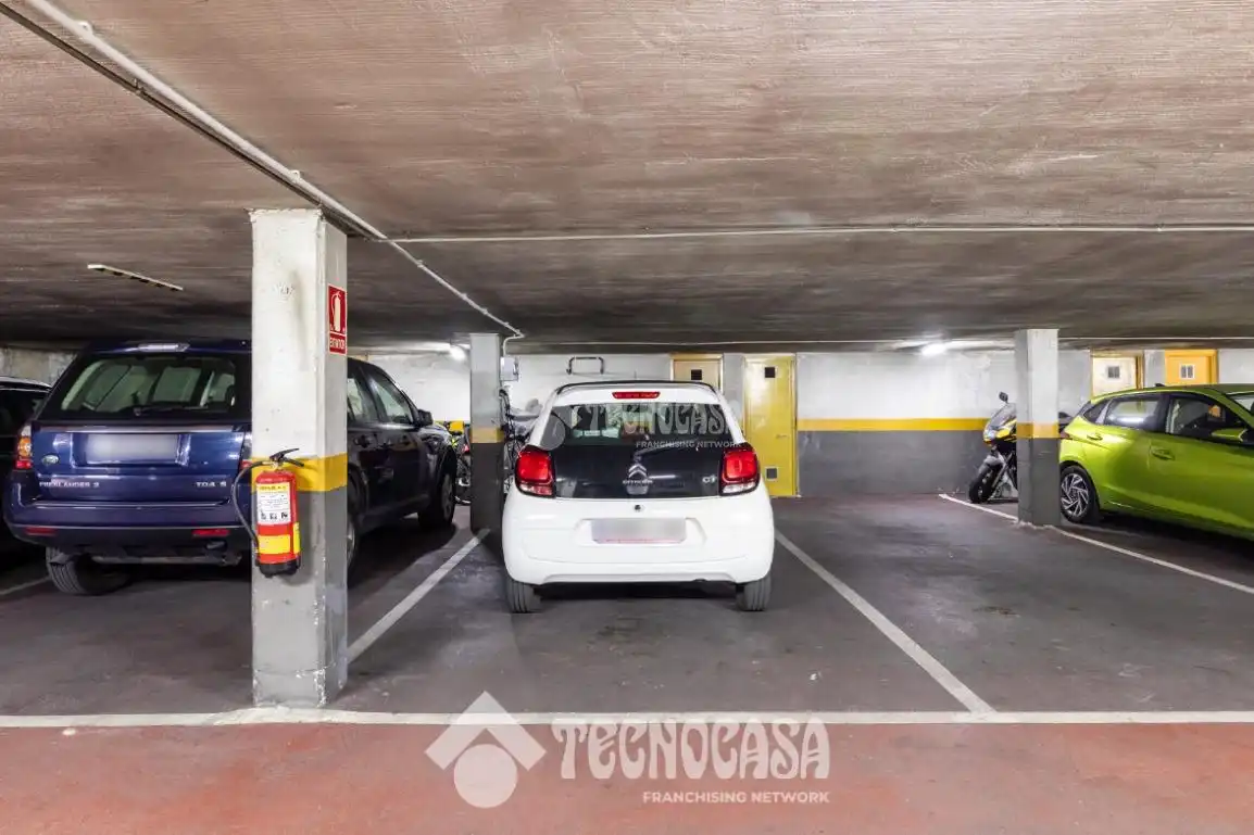 Parking of Flat for sale in Las Rozas de Madrid  with Storage room and Community pool