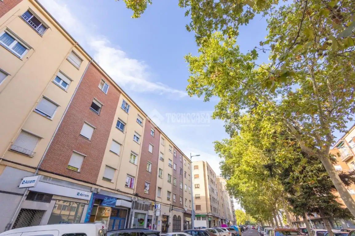 Außenansicht von Wohnung zur Miete in Garrido