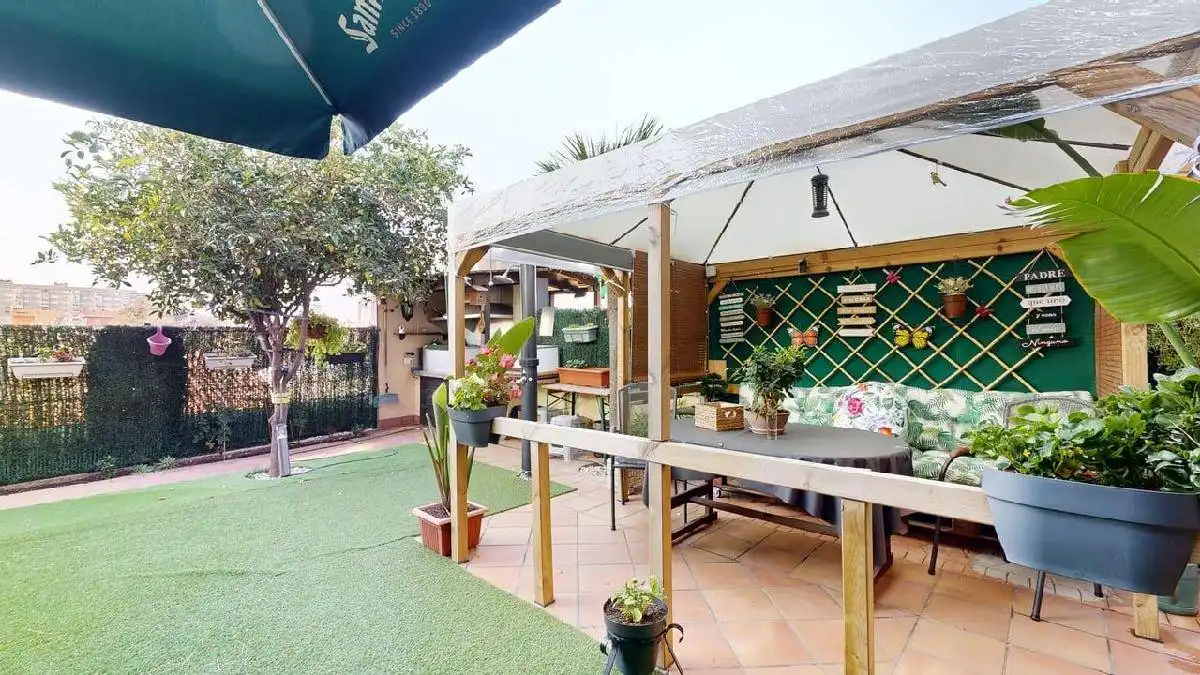 Terrace of Houses for sale in Barberà del Vallès  with Heating, Private garden and Terrace