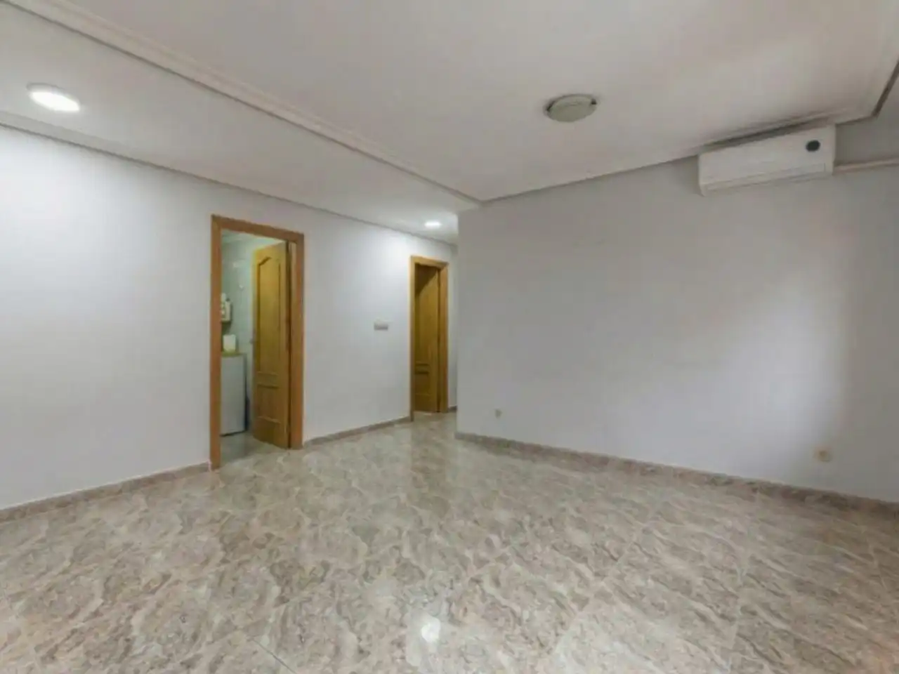 Pis en venda en Burjassot amb Jardí privat, Terrassa i Traster