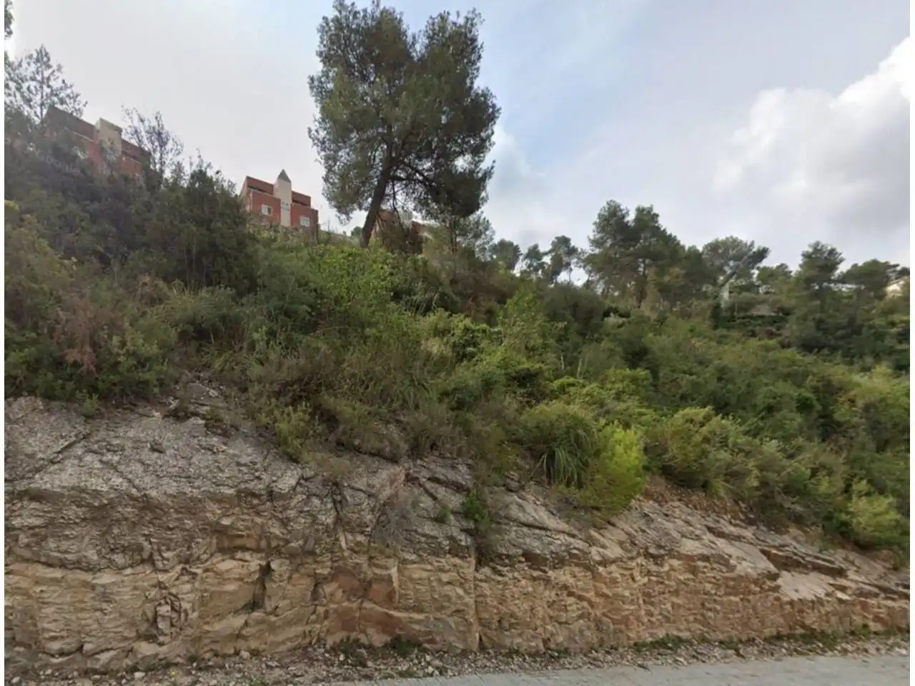 Land for sale in Vallirana