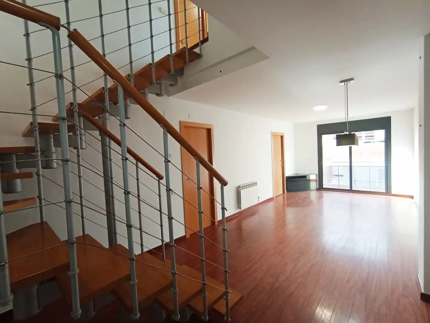 Maisonette zur Miete in Terrassa mit Klimaanlage, Heizung und Terrasse