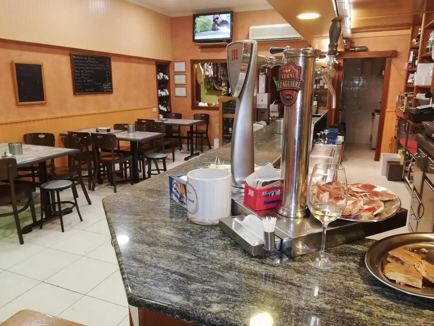 Local comercial en venda a GARCIA ABAD