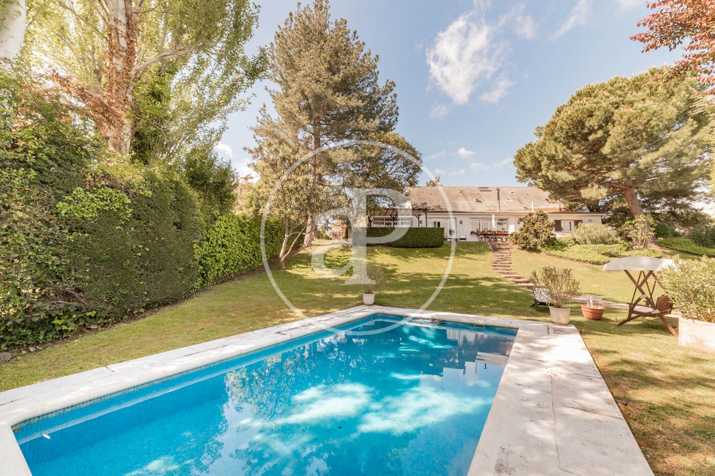 Piscina de Casa o chalet en venta en Pozuelo de Alarcón con Calefacción, Jardín privado y Piscina