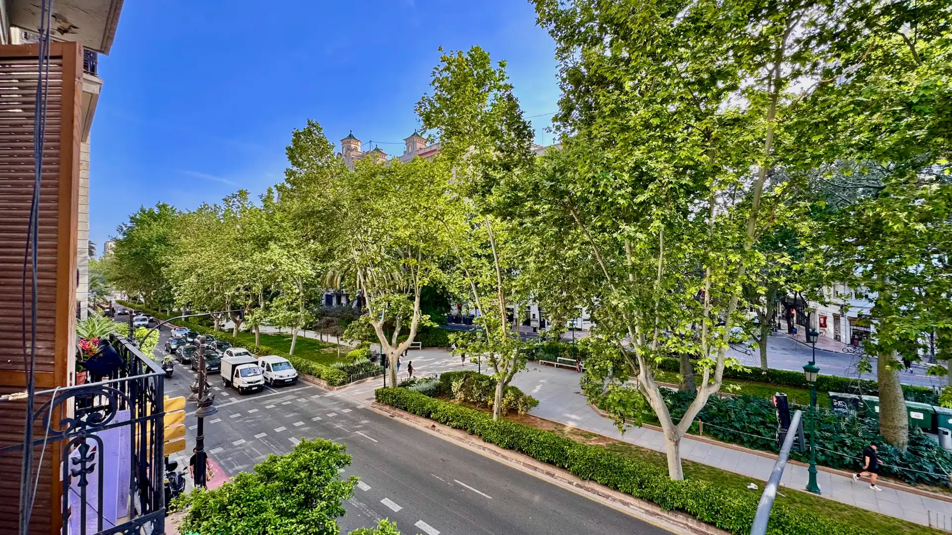 Vista exterior de Apartamento en venta en Valencia con Aire acondicionado, Calefacción y Horno