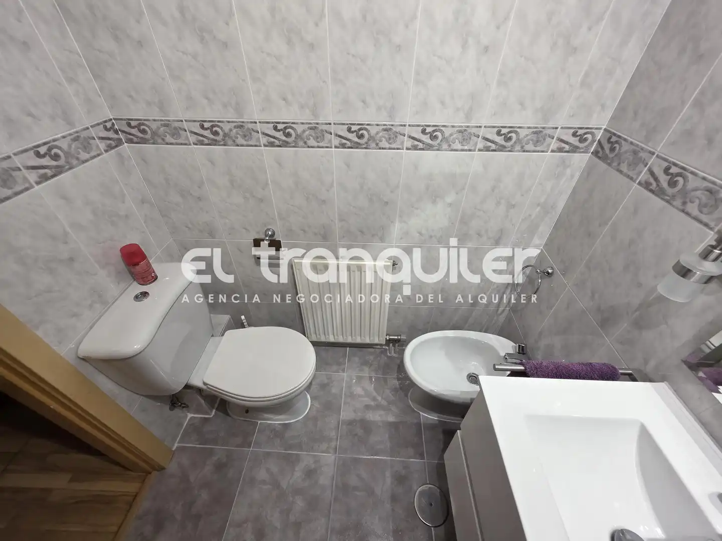 Baño de Piso de alquiler en Madrid con Aire acondicionado, Parquet y Amueblado