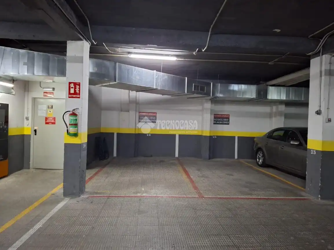 Aparcament de Traster de lloguer en Madrid amb Alarma