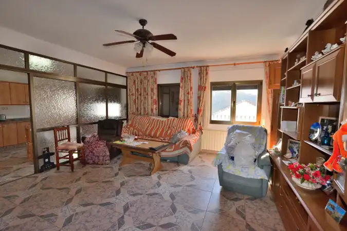 Sala d'estar de Edifici en venda en Montejaque