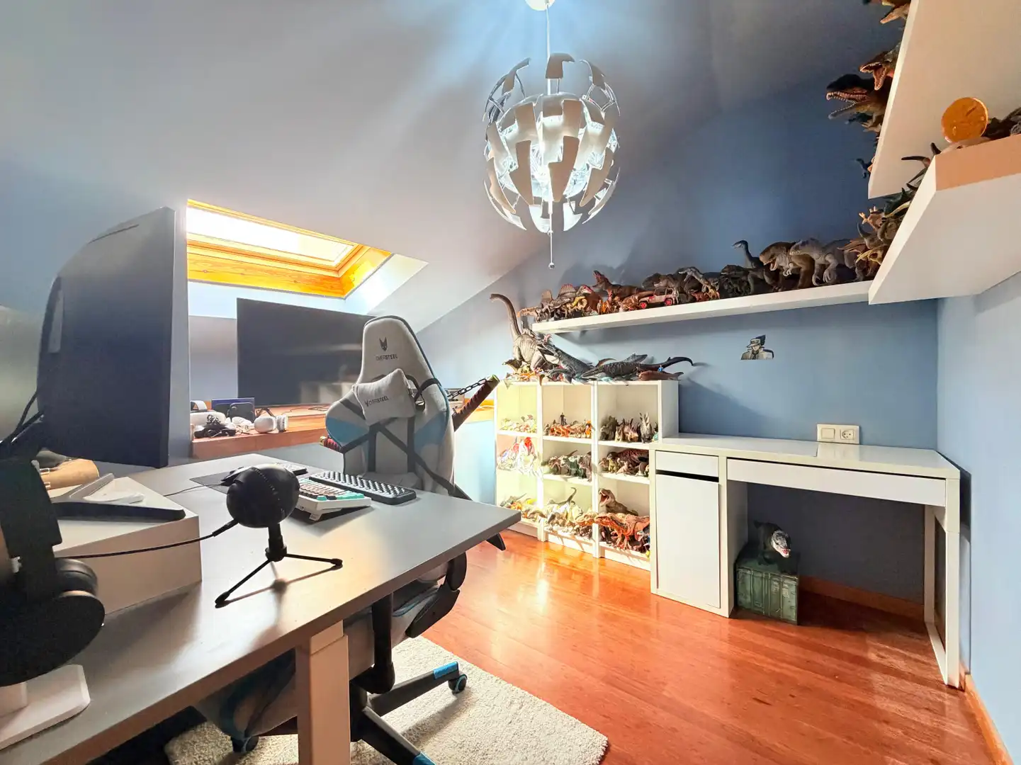 Piso en venta en Avilés con Parquet, Trastero y Amueblado