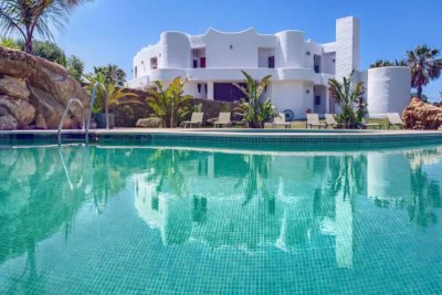 Swimming pool of Building for sale in Conil de la Frontera