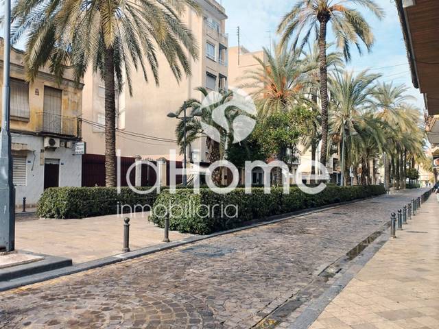 Local comercial en Venta en Natzaret