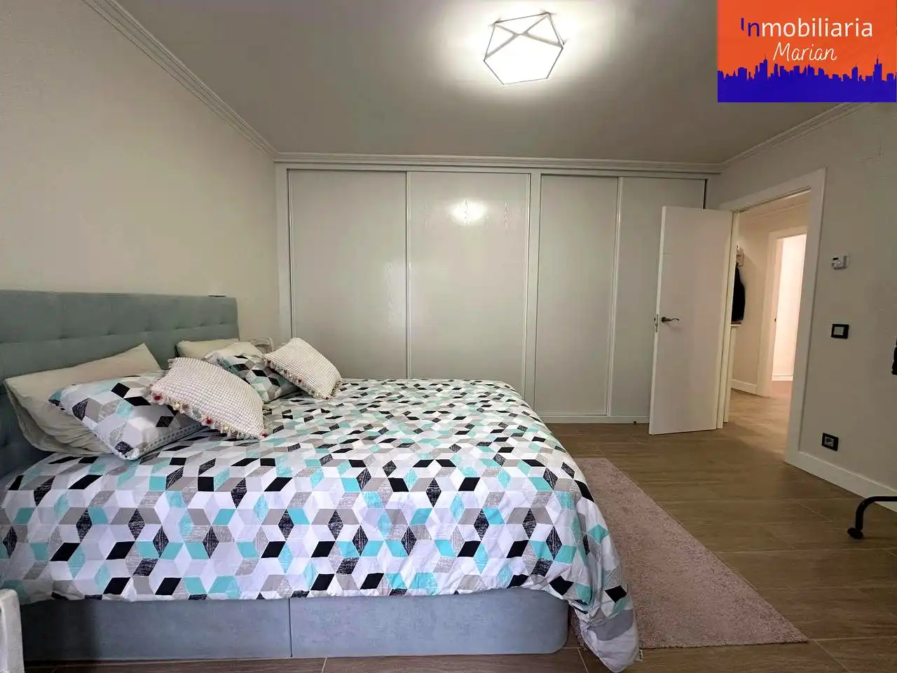 Bedroom of Flat for sale in Aranda de Duero  with Heating, Terrace and Furnished
