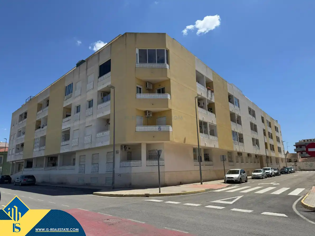 Vista exterior de Apartament en venda en Almoradí amb Aire condicionat, Calefacció i Terrassa