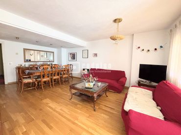 Detached house with pool for sale in Las Vegas - El Pozanco - Adelfillas