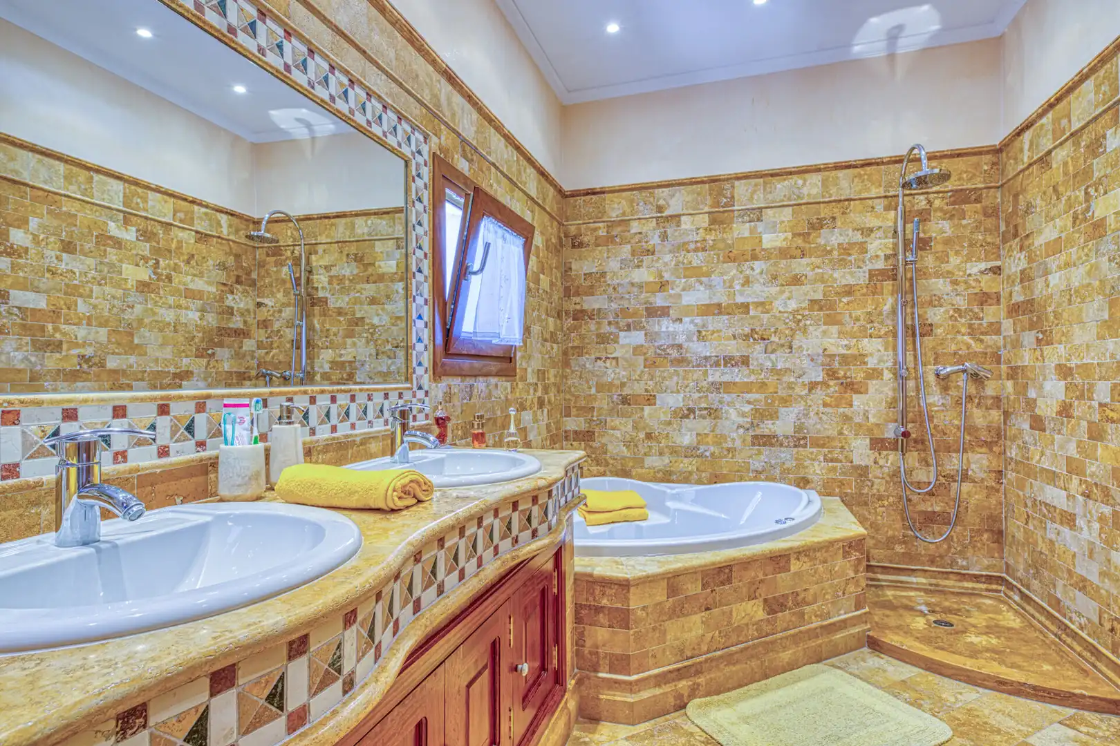 Bathroom of Houses for sale in Calvià  with Private garden