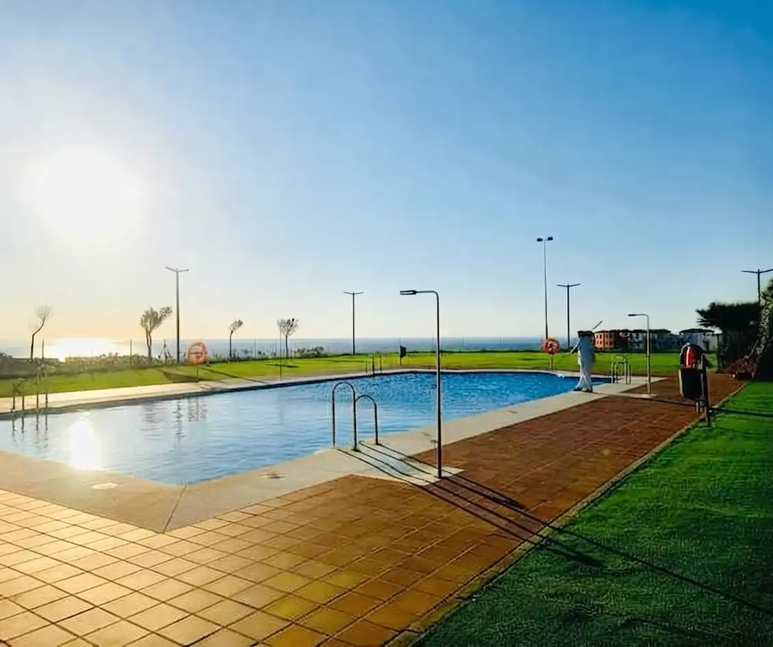 Swimming pool of Flat for sale in Manilva  with Air Conditioner, Heating and Terrace